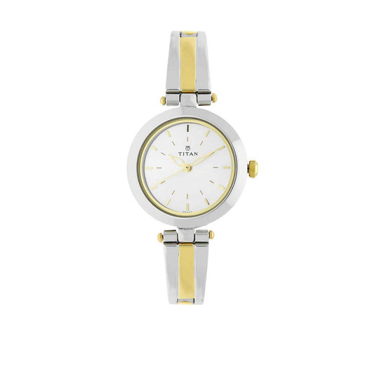 Titan Karishma Silver Dial Women Watch With Stainless Steel Strap