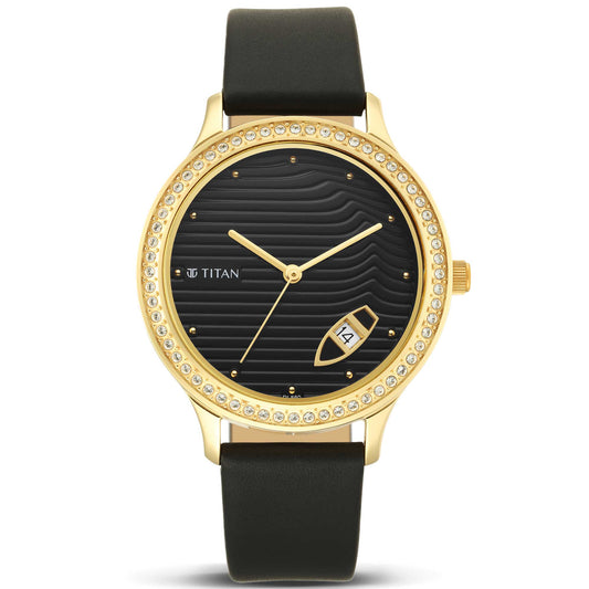 Titan Wander Black Dial Women Watch With Leather Strap