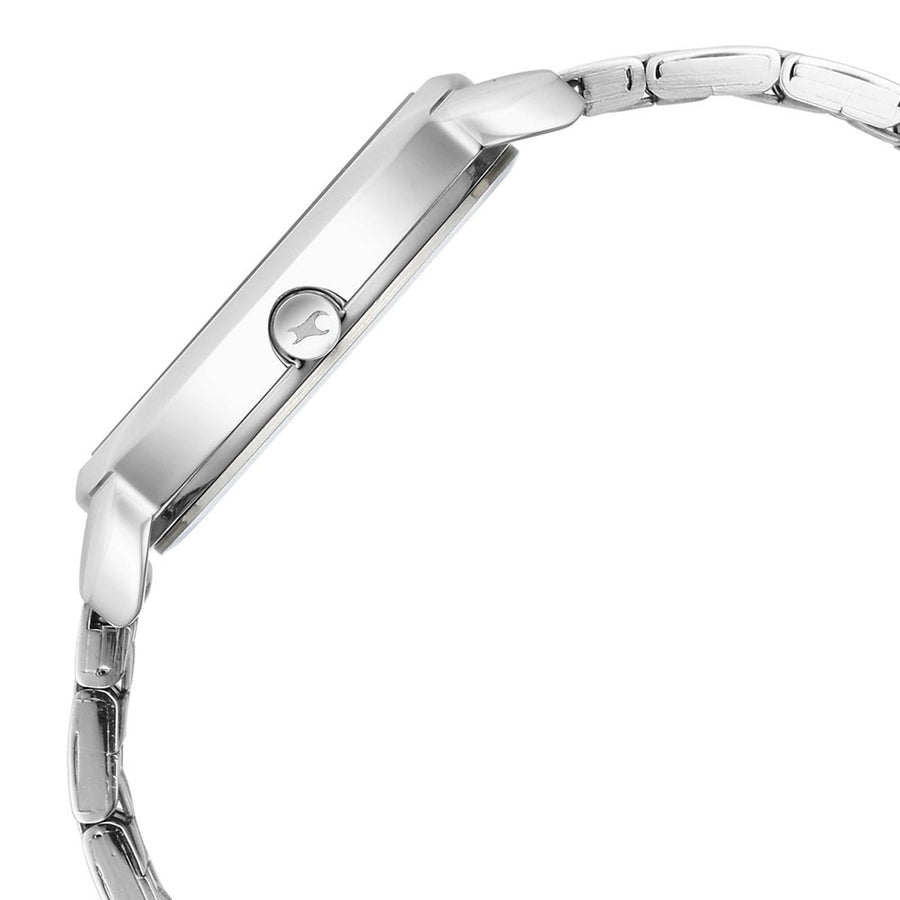 Fastrack Stunners Quartz Analog Silver Dial Metal Strap Watch for Girls