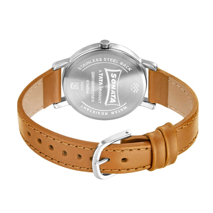 Panda to Me Watch from Play by Sota